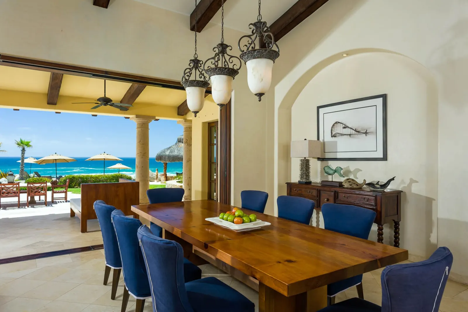 Vilă cu piscină încălzită și pe malul mării în Cabo San Lucas, fotografia 9