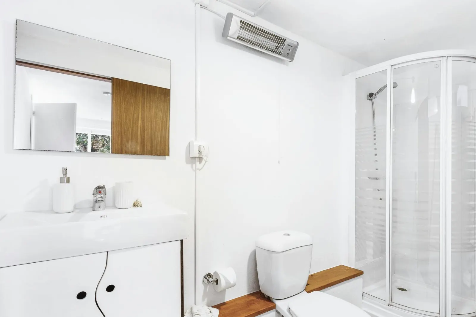Vilă cu 9 dormitoare și piscină, capacitate 18 persoane, fotografia 38
