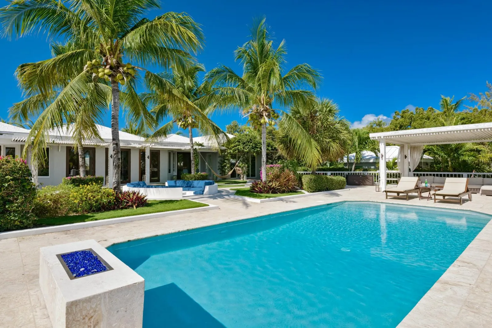 Vilă cu 5 dormitoare și piscină încălzită, Providenciales, Caraibe, fotografia 12