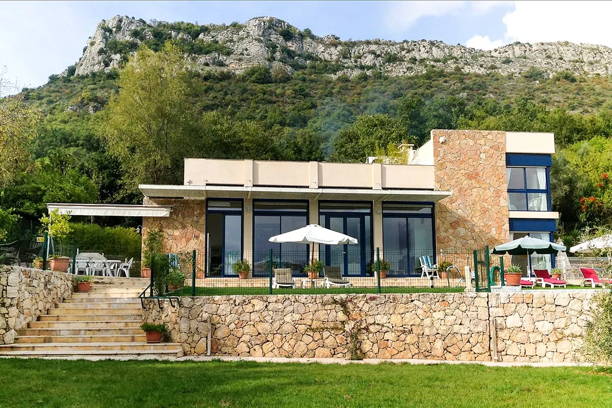 Vilă cu 4 dormitoare și piscină, cazare pentru 10 persoane, fotografia 18