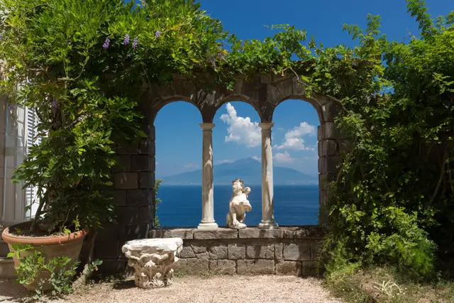 7 nopți la 6-Bedroom Villa Sleeping 12, Sorrento, fotografia 7