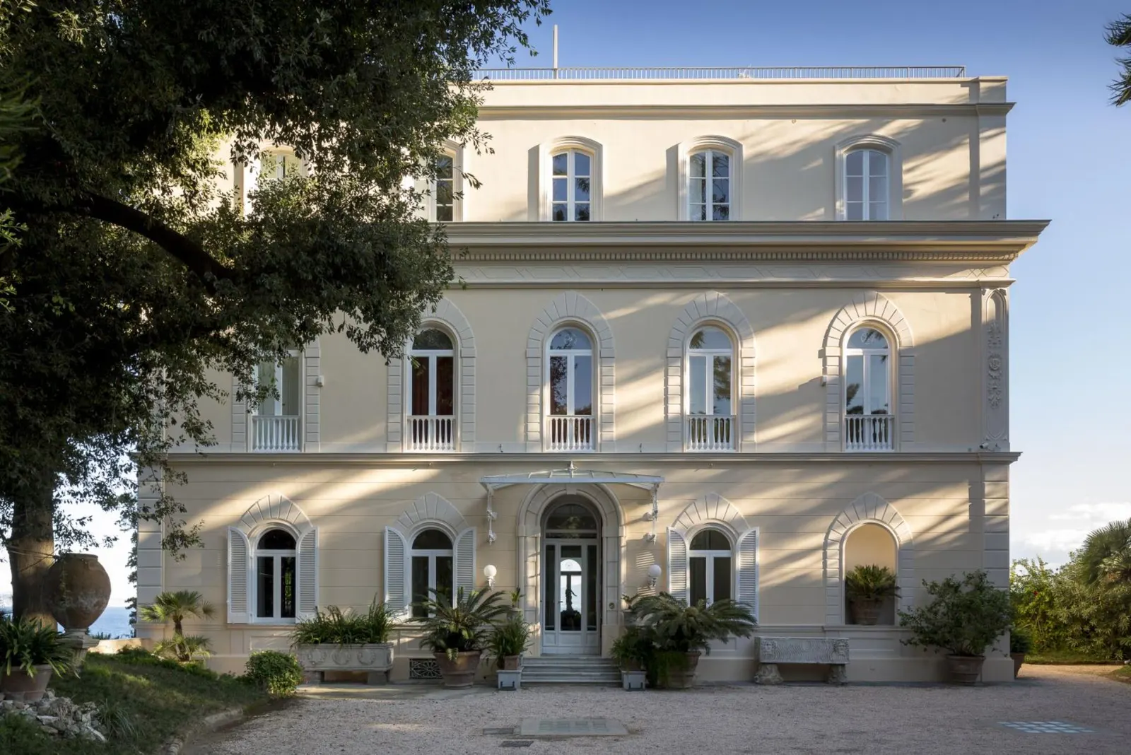 7 nopți la 6-Bedroom Villa Sleeping 12, Sorrento, fotografia 9