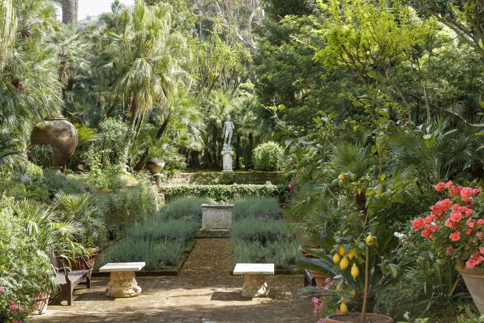 7 nopți la 6-Bedroom Villa Sleeping 12, Sorrento, fotografia 8