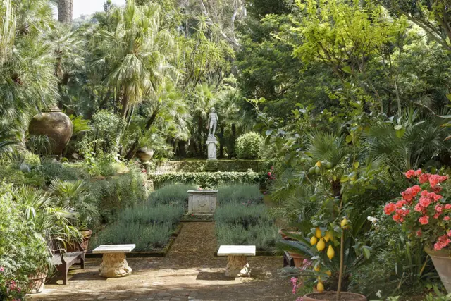7 nopți la 6-Bedroom Villa Sleeping 12, Sorrento, fotografia 8