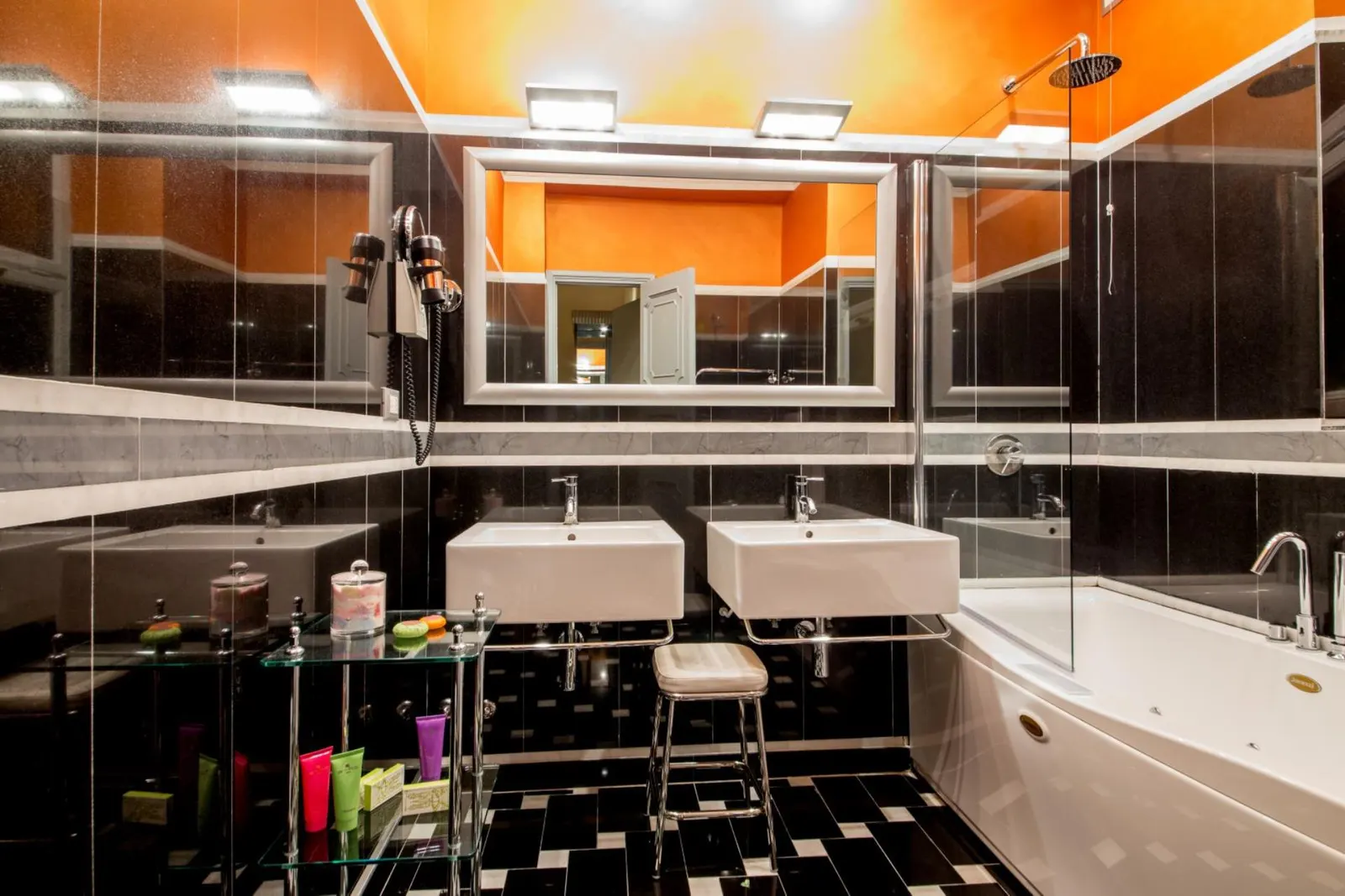 Apartament cu 4 dormitoare cu jacuzzi, Roma, Lazio, fotografia 11