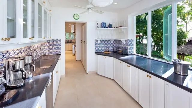 Vilă cu 10 dormitoare pentru 20 de persoane, Mount Standfast