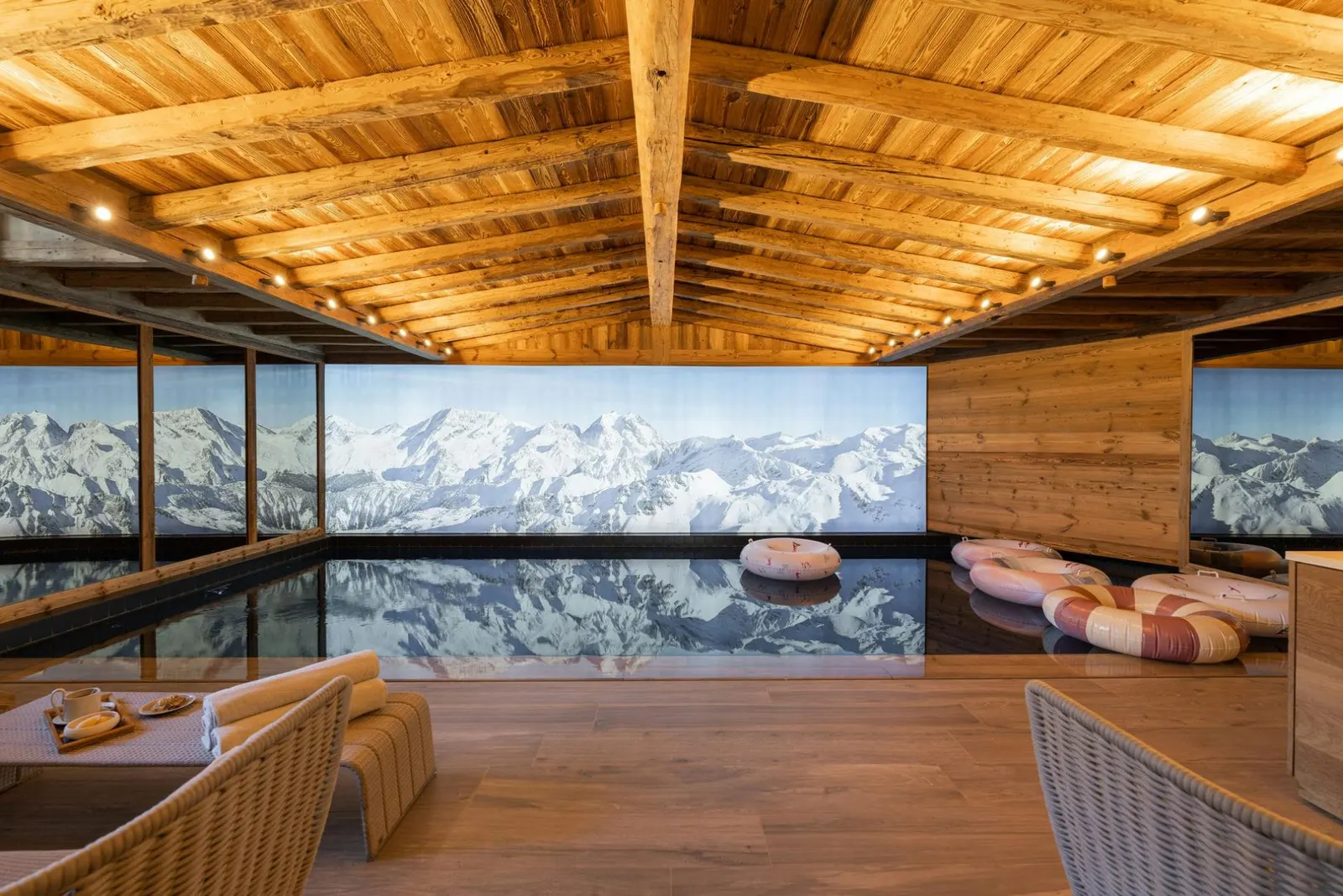 Chalet pentru 15 oaspeți în Courchevel, fotografia 24