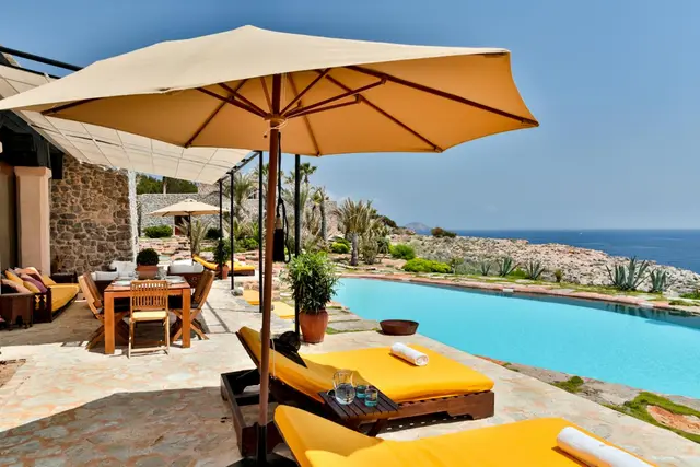 7 nopți la Villa for 15 Guests in Urbanització Porroig, fotografia 7