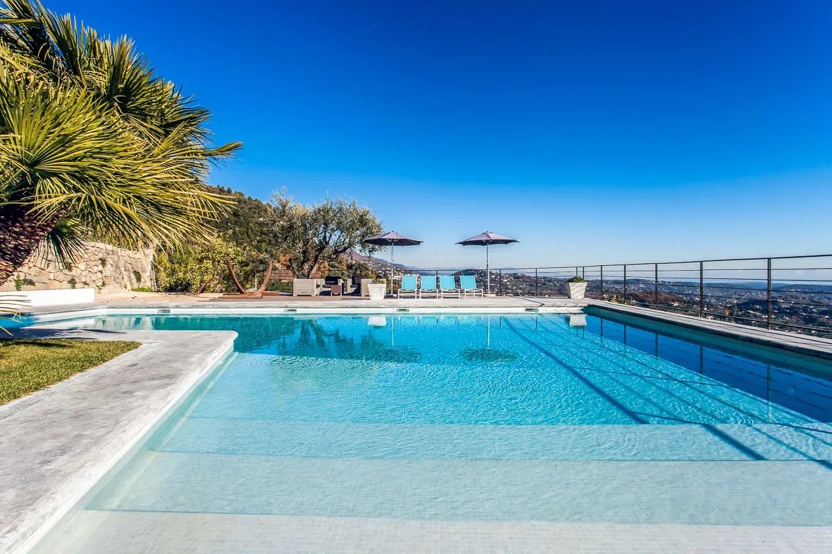 Vilă cu 3 dormitoare și piscină încălzită, Grasse, Provence-Alpes-Côte d'Azur, fotografia 6