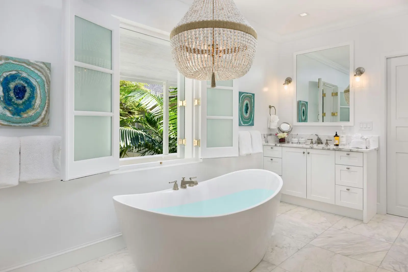 Vilă cu 7 dormitoare și piscină încălzită, Providenciales, fotografia 22