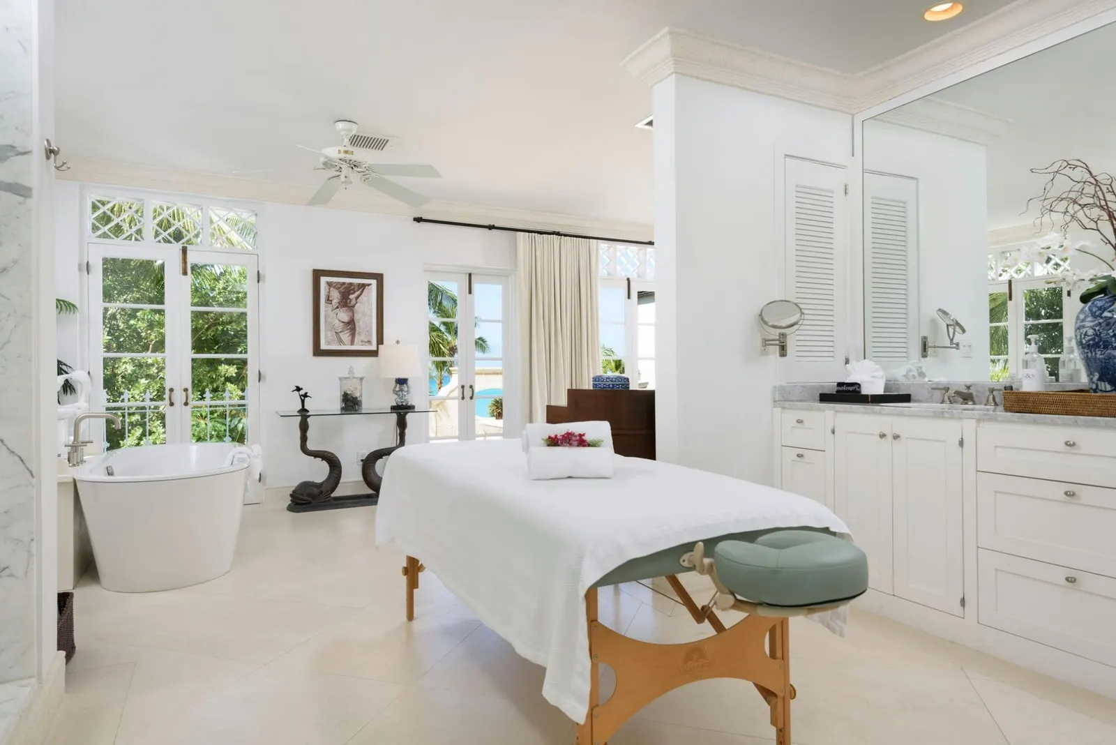 Vilă cu 7 dormitoare și piscină încălzită, Providenciales, fotografia 28