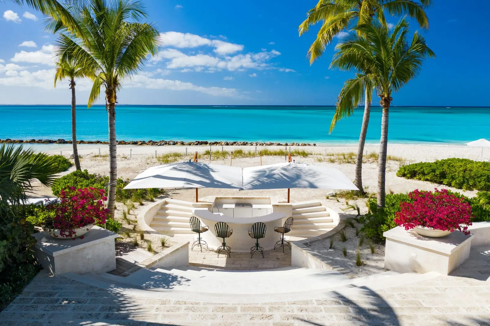 Vilă cu 7 dormitoare și piscină încălzită, Providenciales, fotografia 2