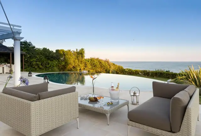 Villa with Heated pool and Sea view in Porches
