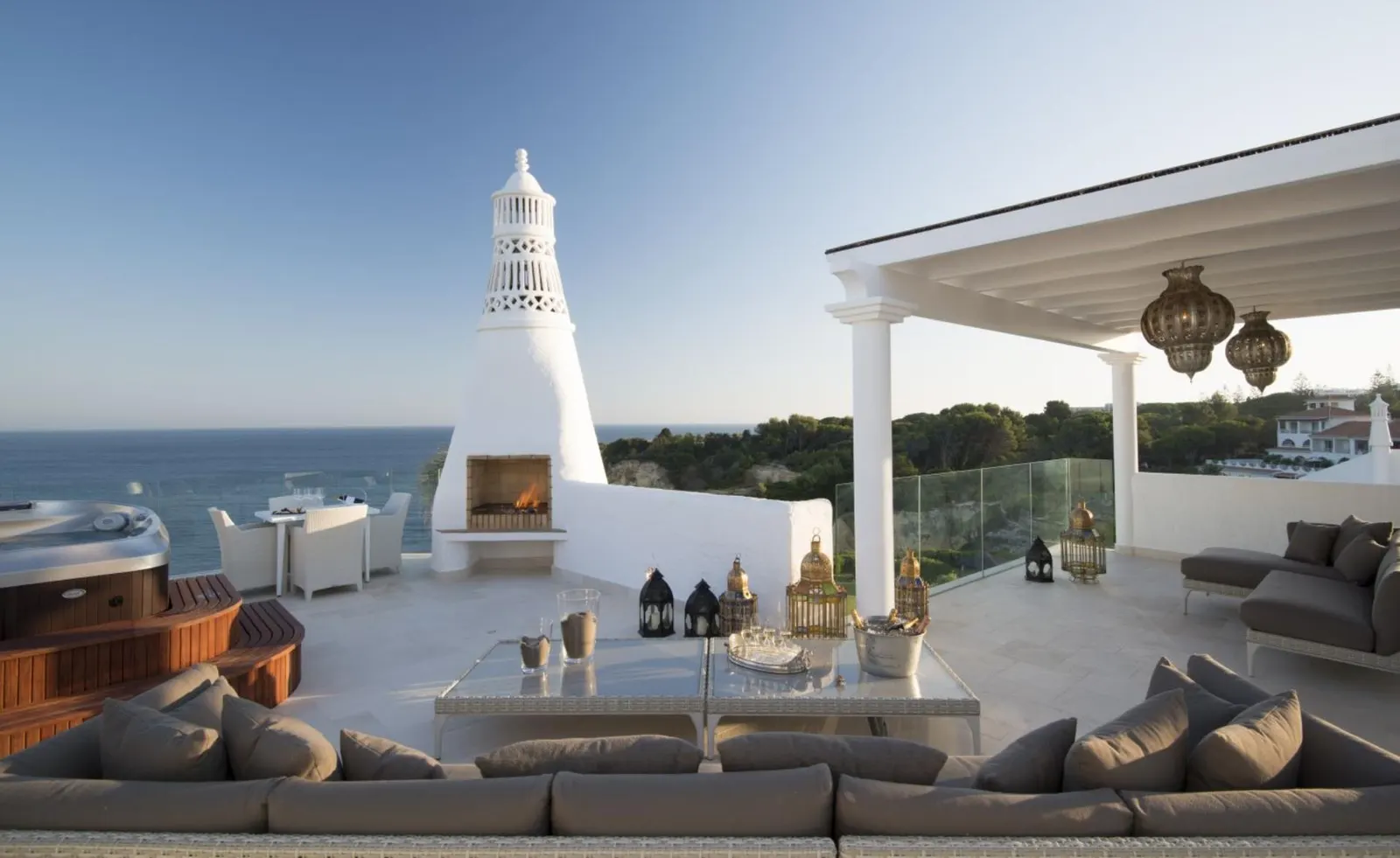Vilă cu piscină încălzită și vedere la mare în Porches, fotografia 2