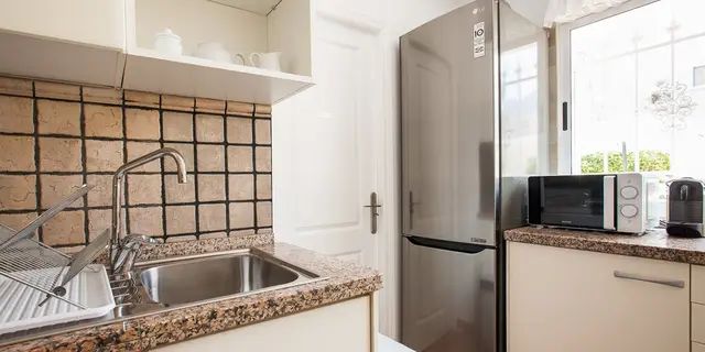 7 nopți la 4-Bed Villa with Heated pool, Adeje, fotografia 7