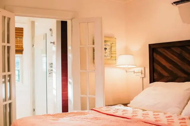 7 nopți la 4-Bedroom House with Swimming pool, Sleeps 8, fotografia 6