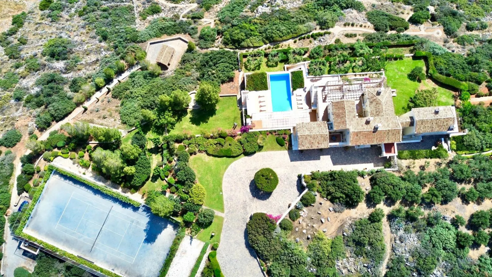 Vilă cu 8 dormitoare și piscină, capacitate 16 persoane, fotografia 27