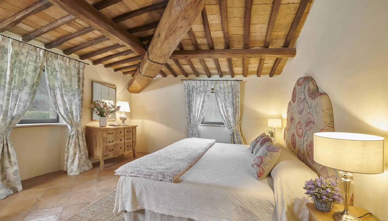 Villa with Heated pool and Jacuzzi in Perugia, photo 25