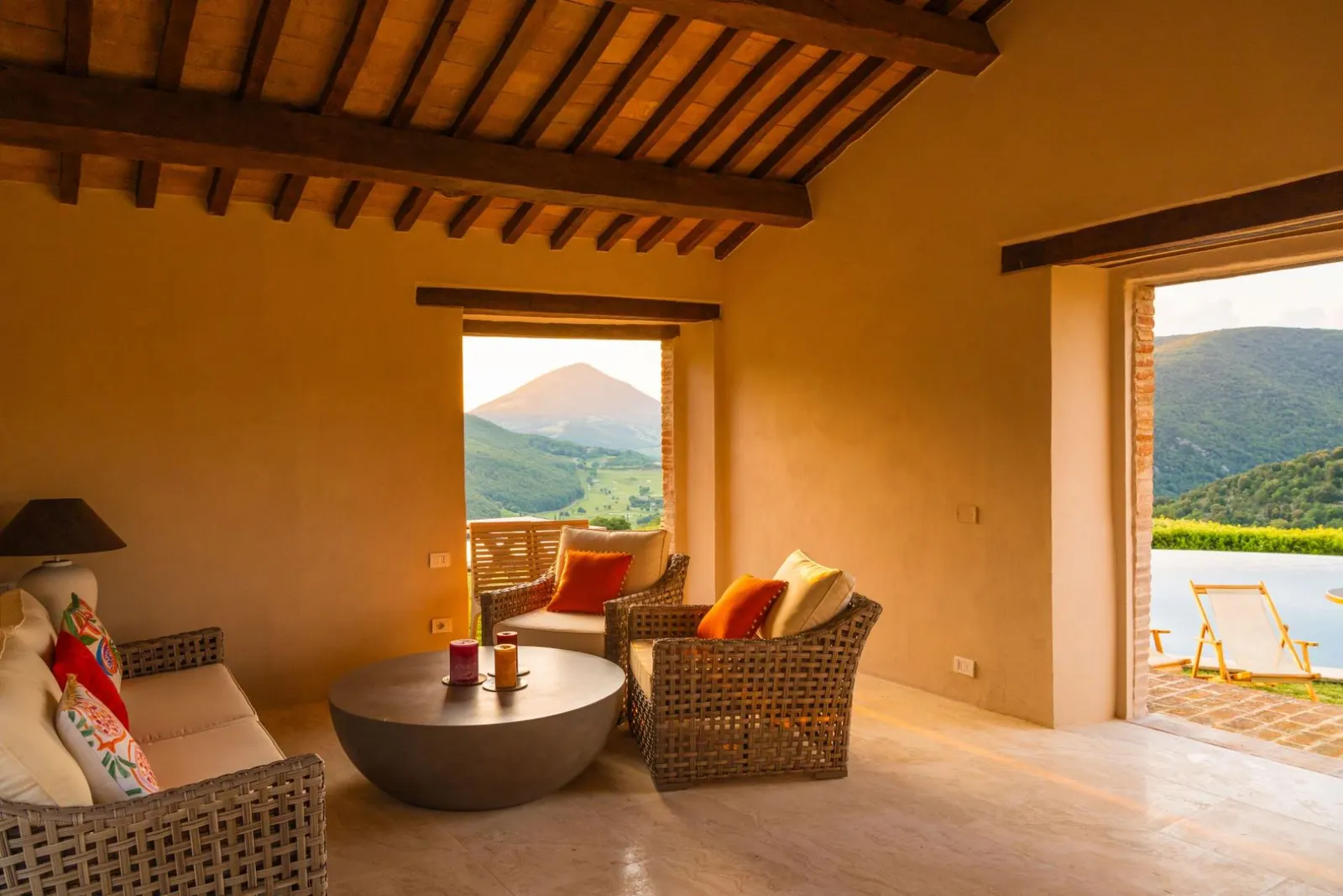 Villa with Heated pool and Jacuzzi in Perugia, photo 10