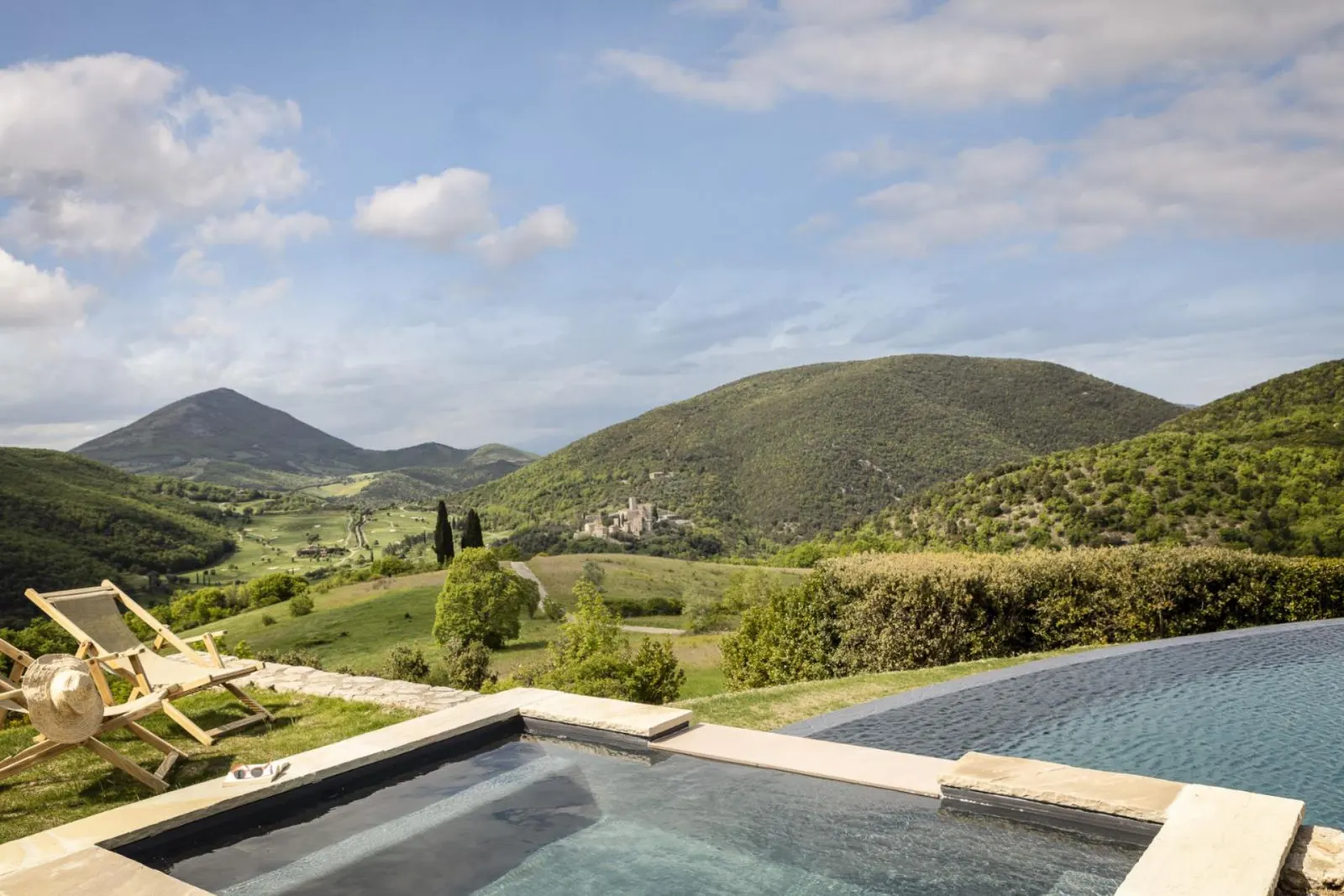 Villa with Heated pool and Jacuzzi in Perugia, photo 6