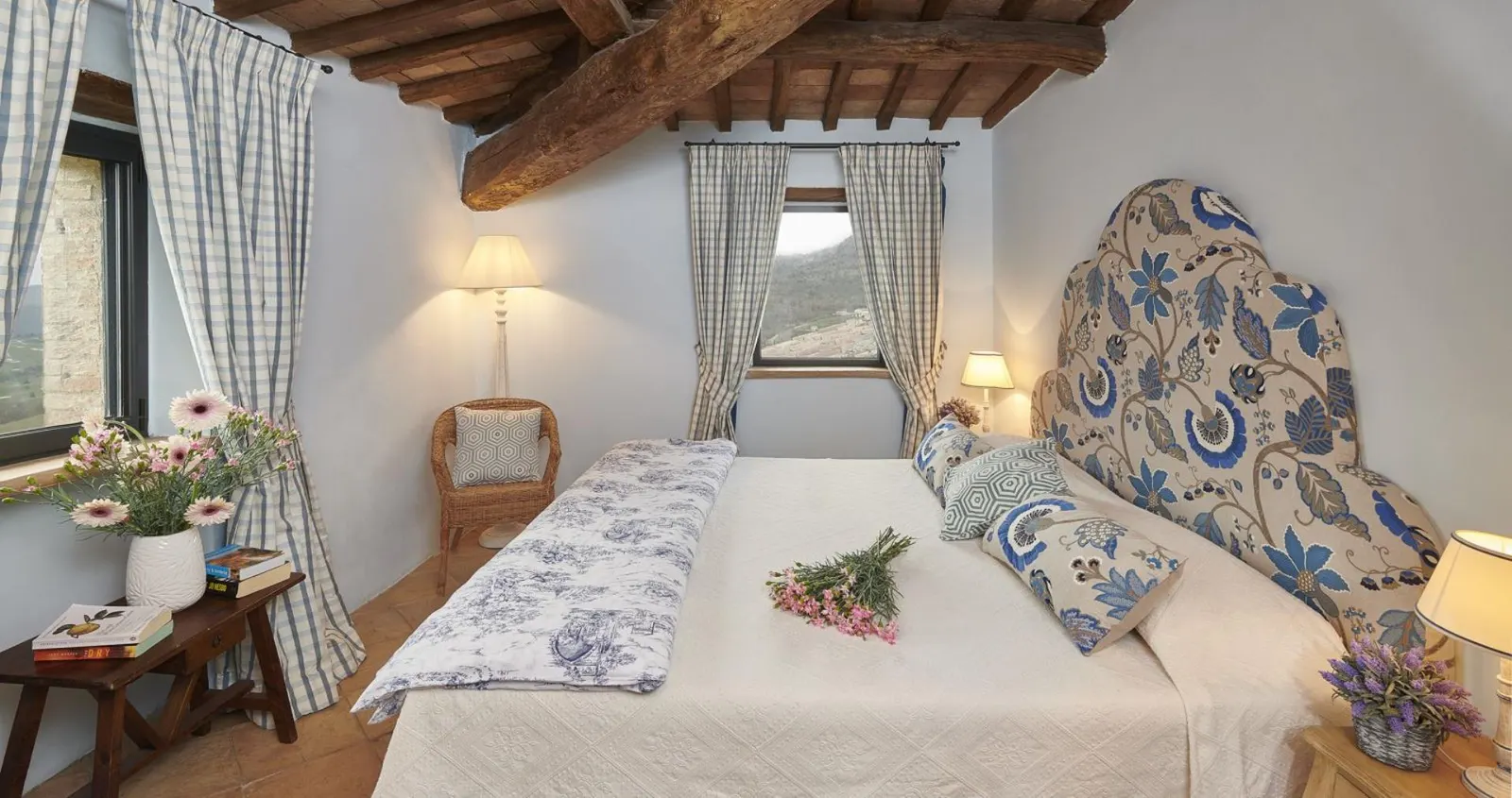 Villa with Heated pool and Jacuzzi in Perugia, photo 26