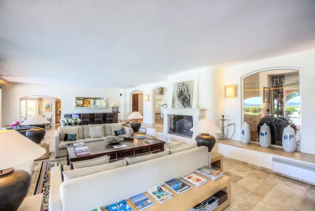 7 nopți la 5-Bedroom Villa with Heated pool, Grimaud, Provence-Alpes-Côte d'Azur, fotografia 6