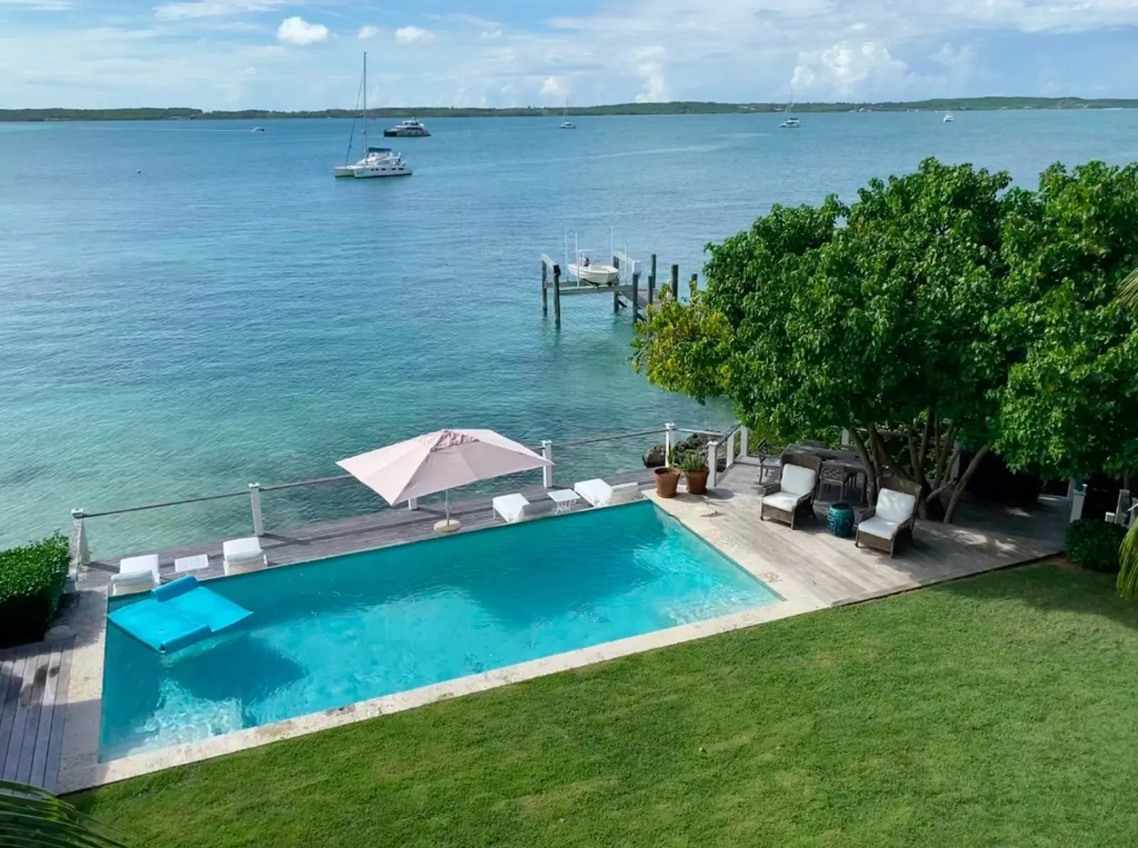 7-Bedroom Villa Sleeping 12, Harbour Island, photo 25