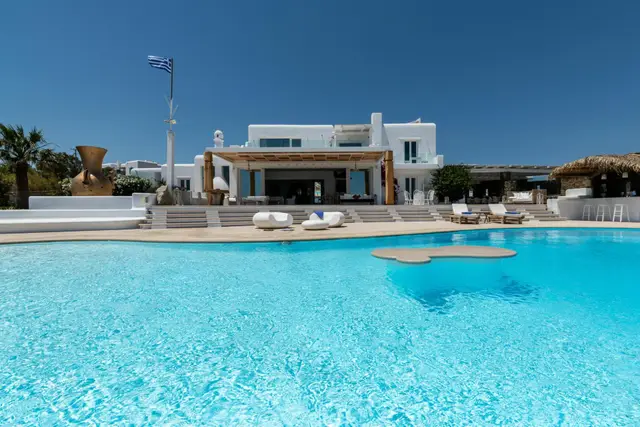 Vilă cu piscină încălzită și vedere la mare în Municipalitatea Mykonos