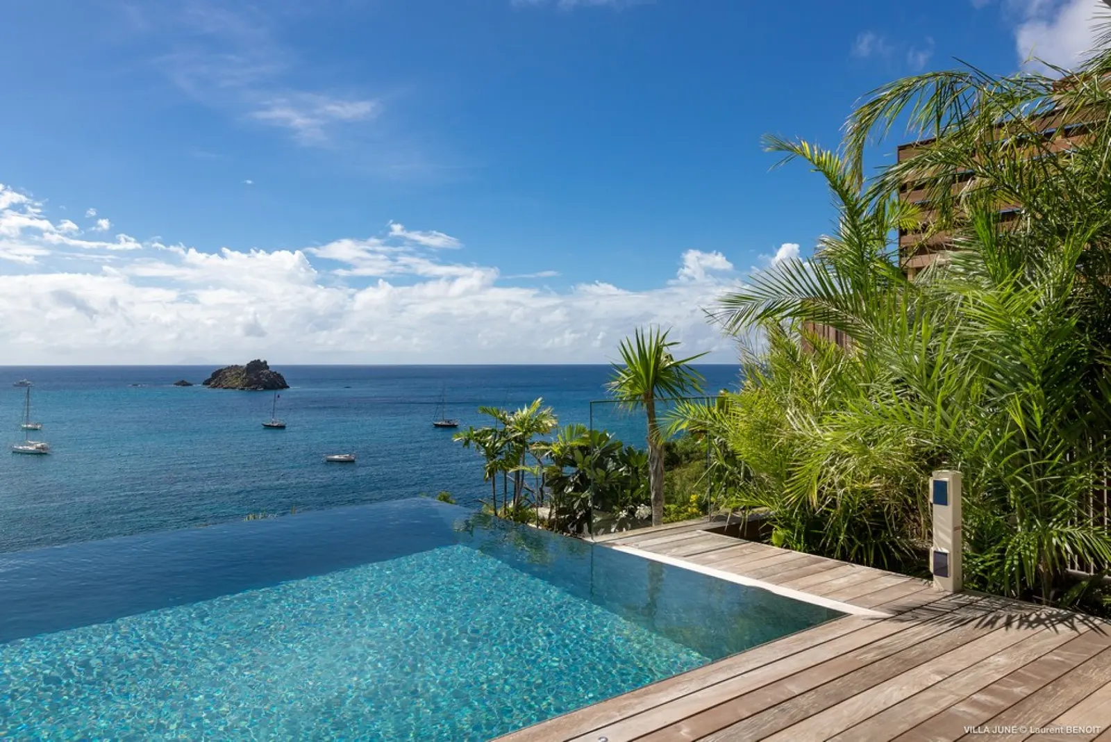 Vilă cu piscină încălzită și pe malul mării în Gustavia, fotografia 32