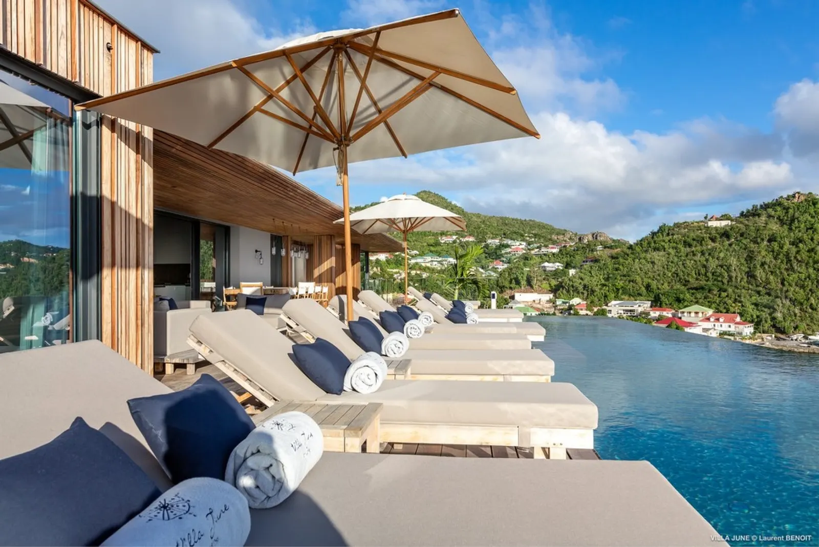 Vilă cu piscină încălzită și pe malul mării în Gustavia, fotografia 36