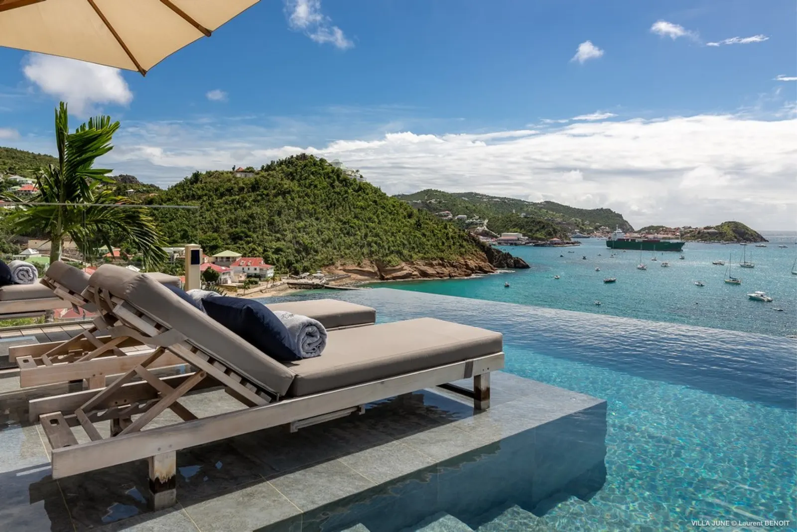 Vilă cu piscină încălzită și pe malul mării în Gustavia, fotografia 34