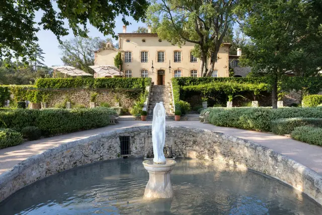 Vilă cu piscină încălzită în Châteauvert