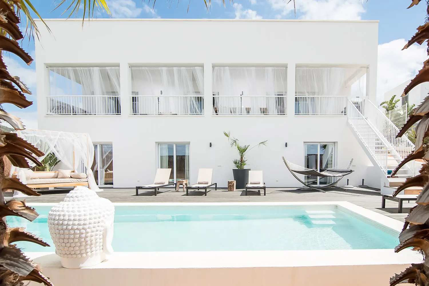 4-Bedroom Villa Sleeping 12, Ibiza Town, photo 5