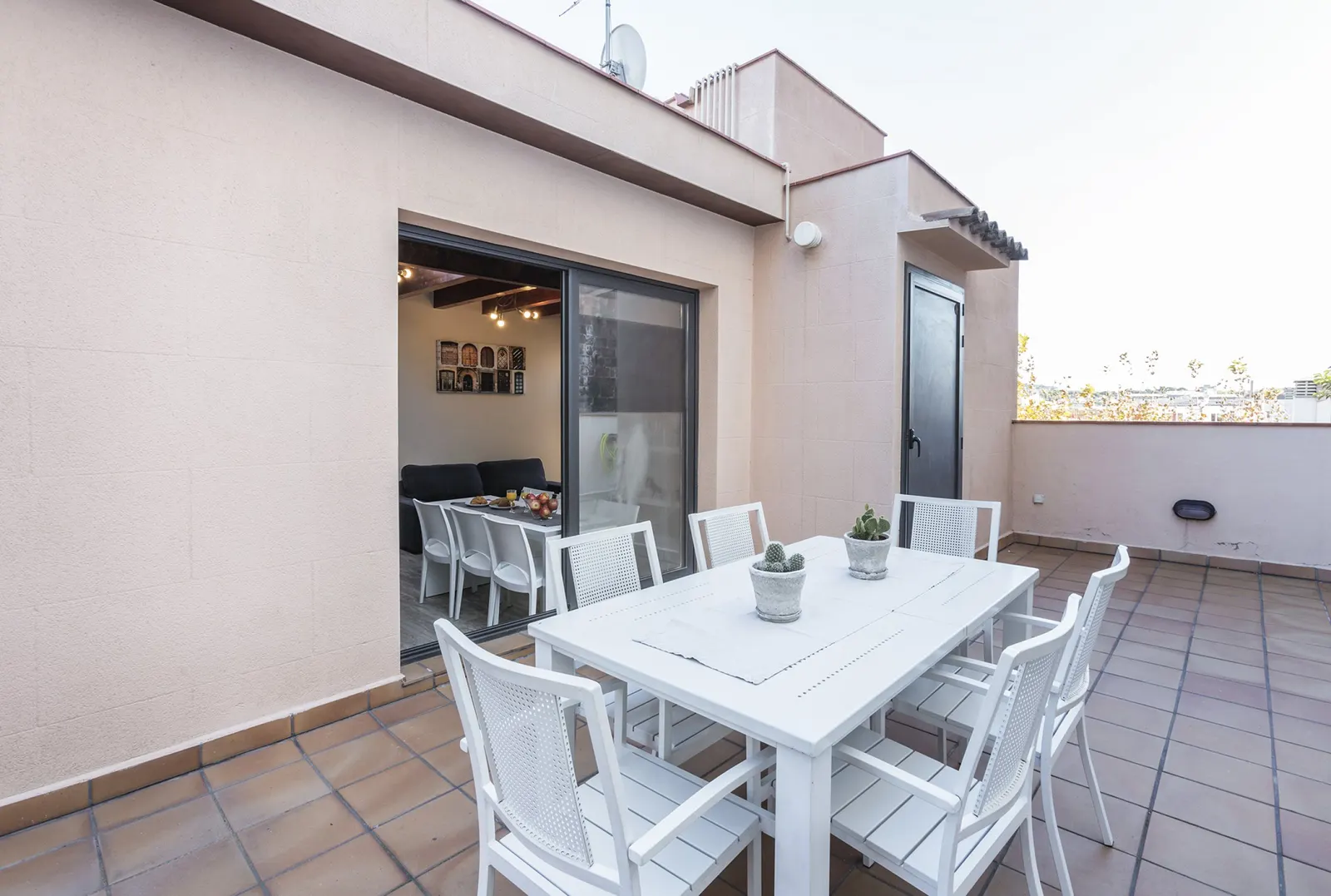 3-Bedroom Apartment in Barcelona, photo 8