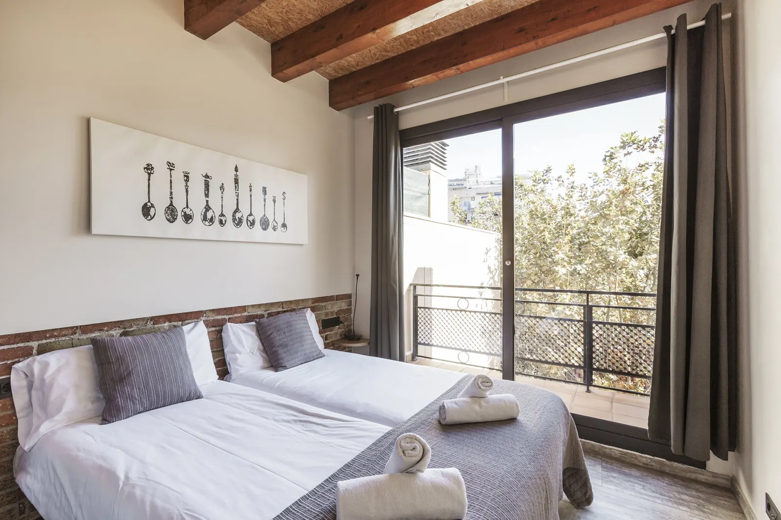 3-Bedroom Apartment in Barcelona, photo 12