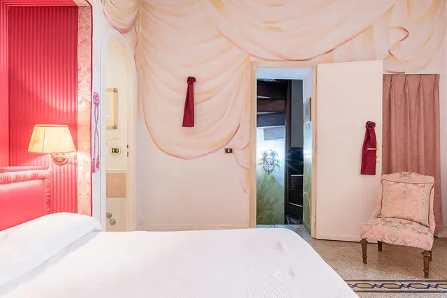 7 nopți la 2-Bedroom Apartment with Spa, Rome, Lazio, fotografia 5