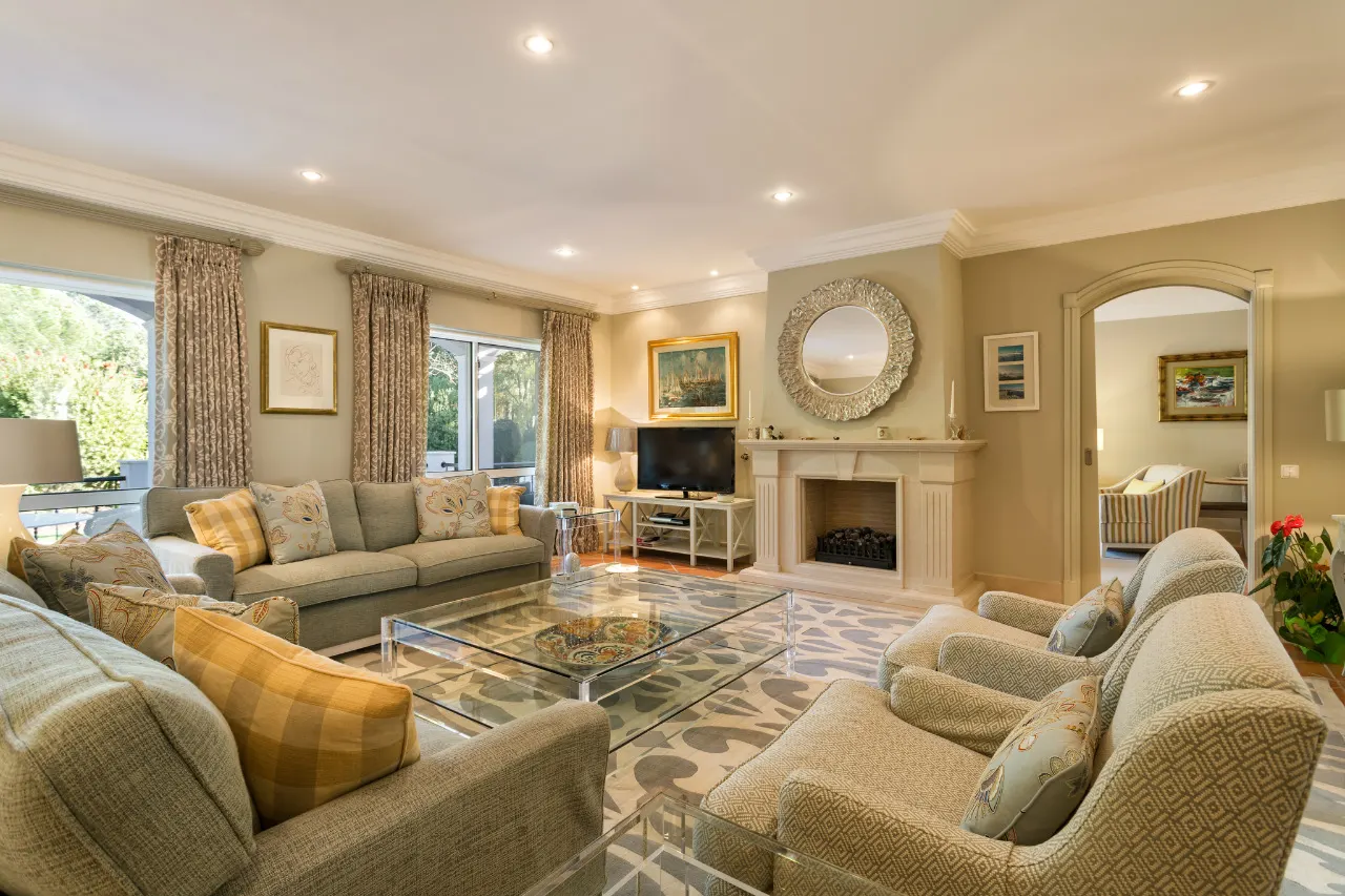 Villa for 10 Guests in Almancil, photo 9