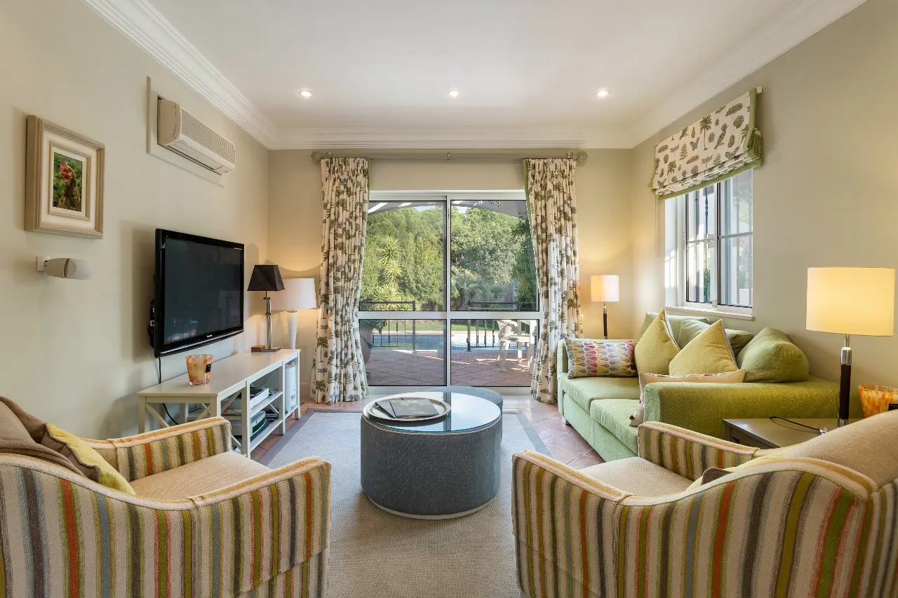 Villa for 10 Guests in Almancil, photo 11