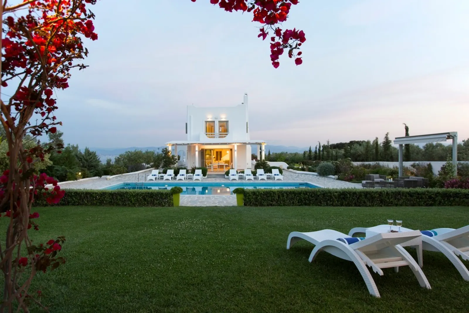 Vilă cu 10 dormitoare și piscină, Unitatea Municipală Loutraki - Perachora, Regiunea Peloponez, fotografia 33