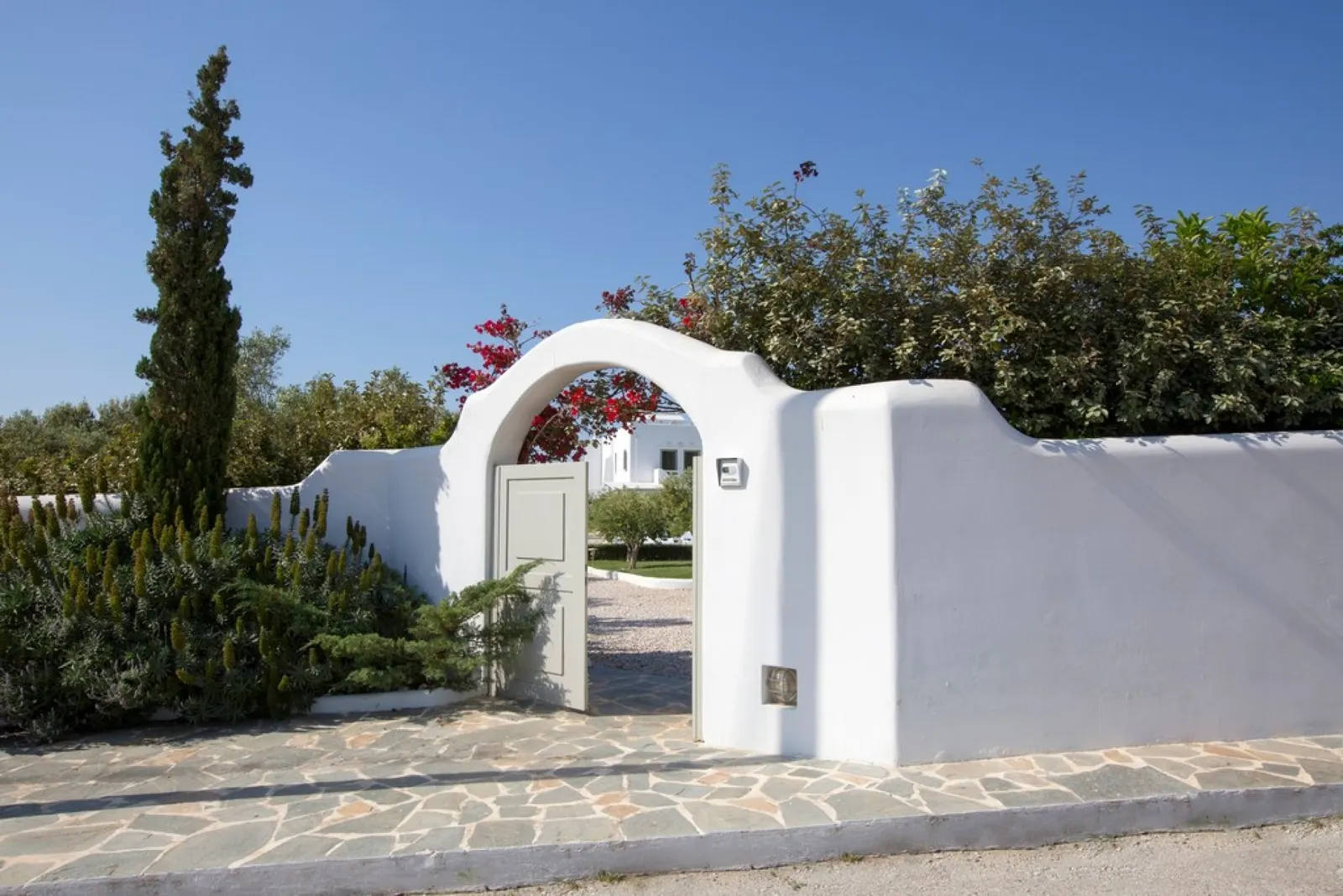 7 nopți la 10-Bedroom Villa with Swimming pool, Municipal Unit of Loutraki - Perachora, Peloponnese Region, fotografia 6