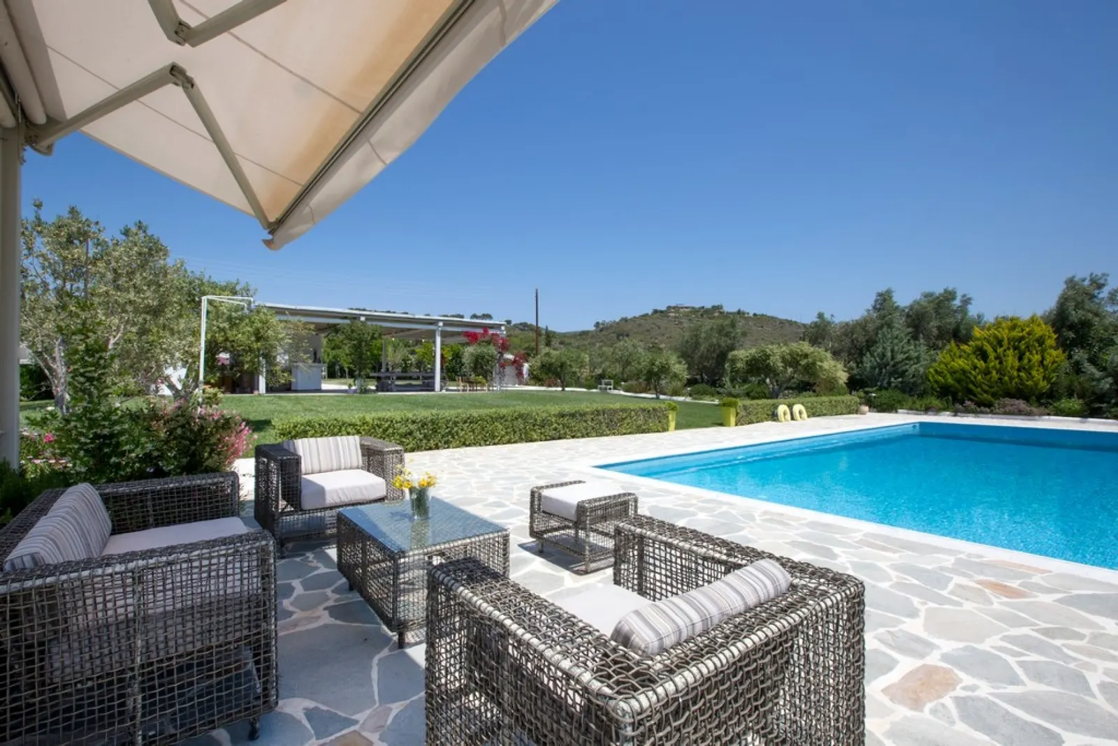 Vilă cu 10 dormitoare și piscină, Unitatea Municipală Loutraki - Perachora, Regiunea Peloponez, fotografia 19