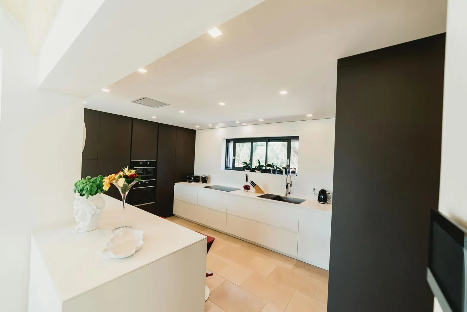 Villa with Swimming pool and Jacuzzi in San Vito dei Normanni, fotografia 14