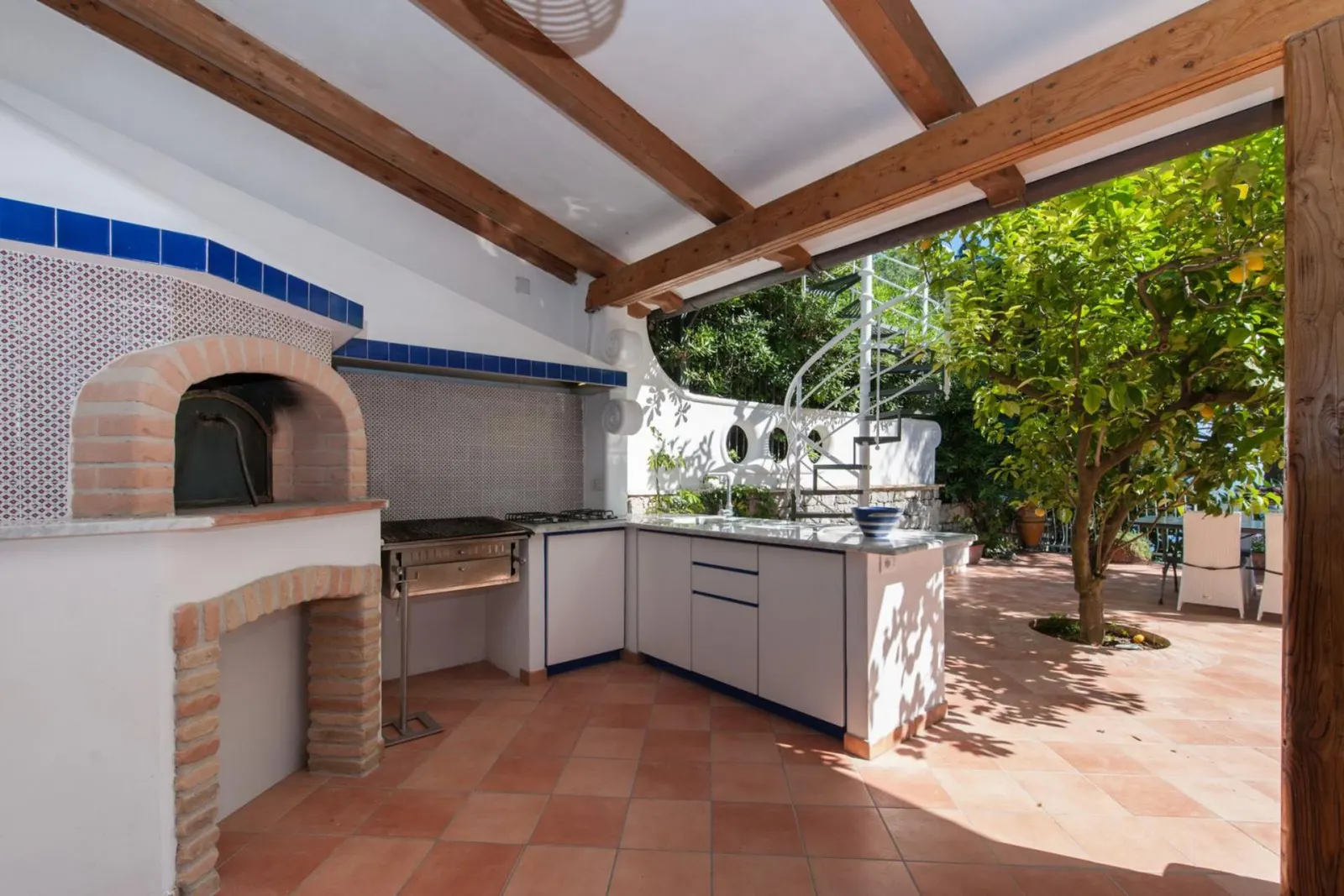 7 nights at 7-Bed Villa with Swimming pool, Massa Lubrense, photo 9