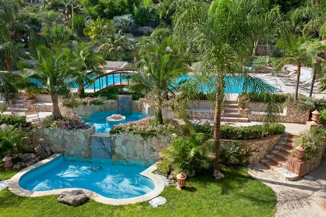7 nopți la 10-Bedroom Villa in Trabia, fotografia 7