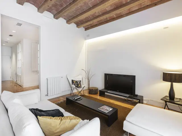 2-Bed Villa with Spa, Barcelona