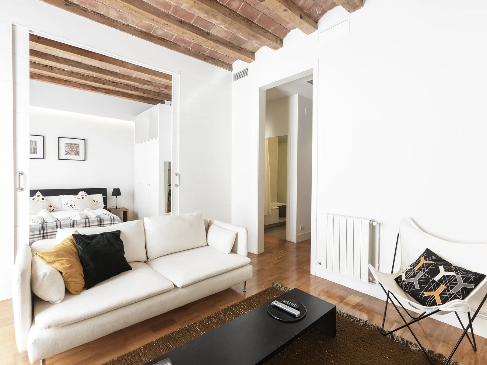2-Bed Villa with Spa, Barcelona, fotografia 3