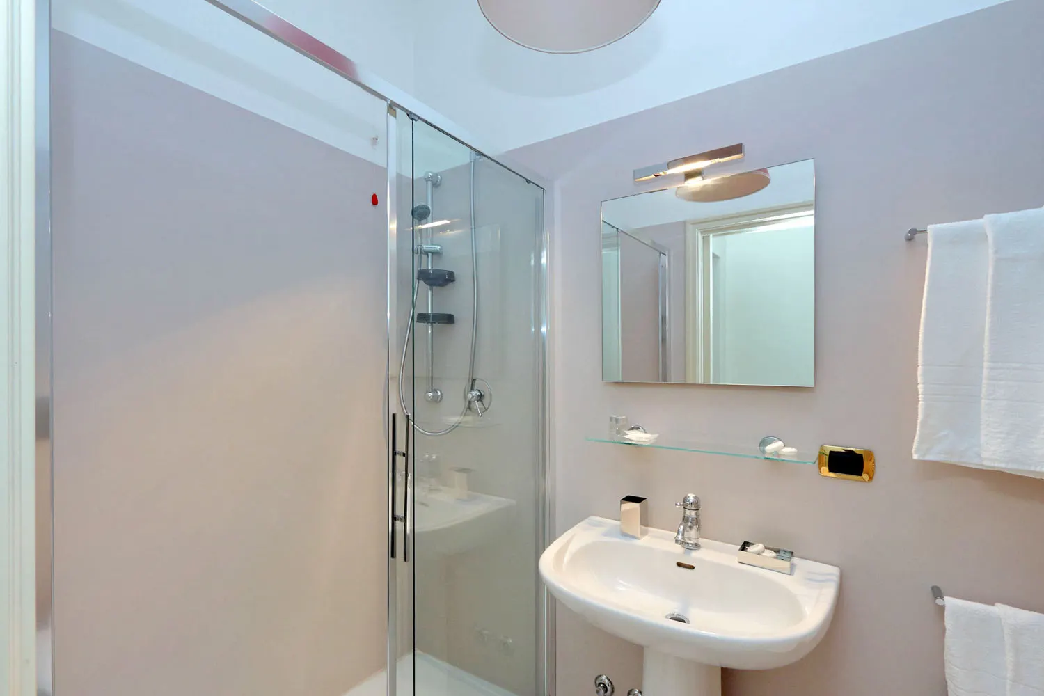 Apartment with Spa and Terrace in Rome, fotografia 14