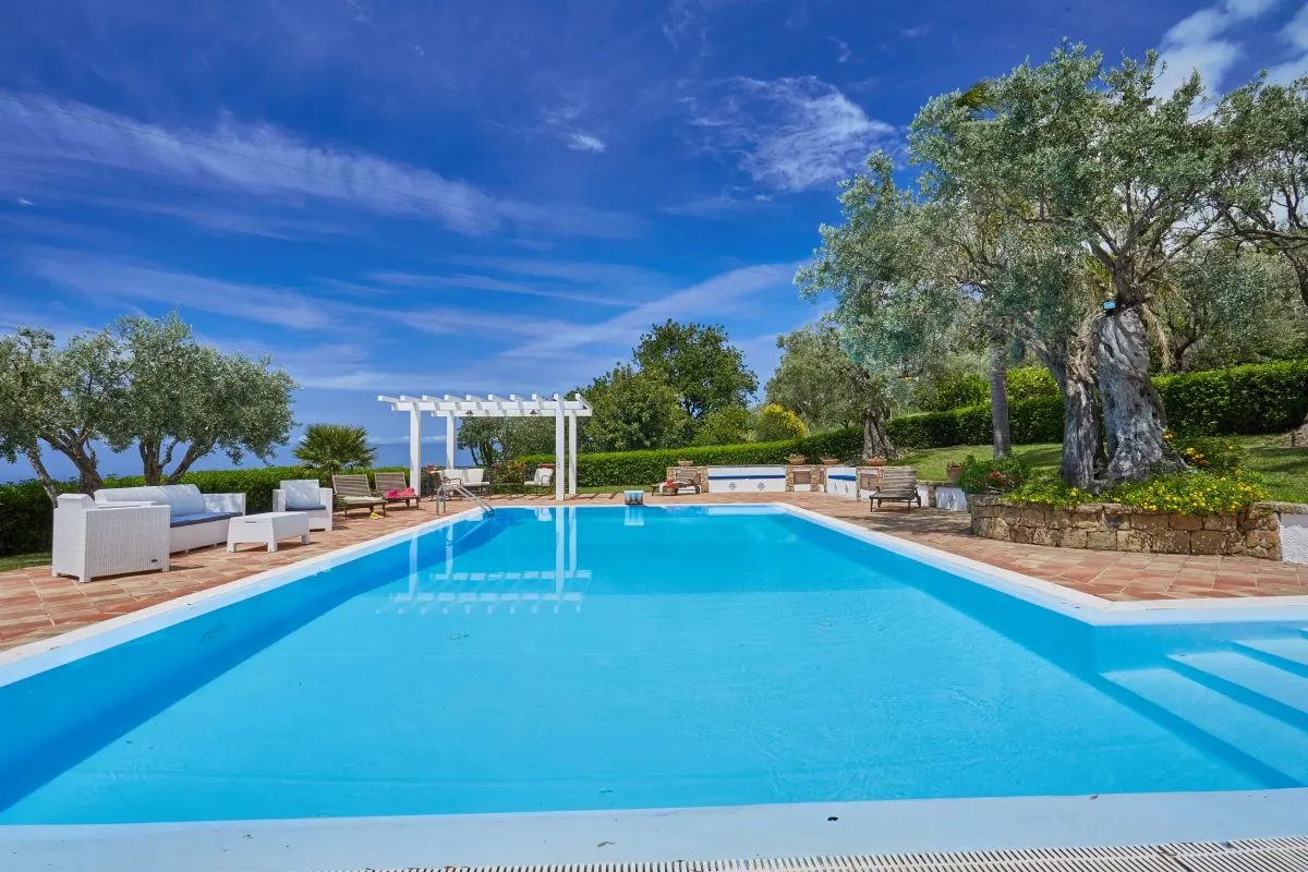 Vilă cu 2 dormitoare și piscină, Pamparato, fotografia 4