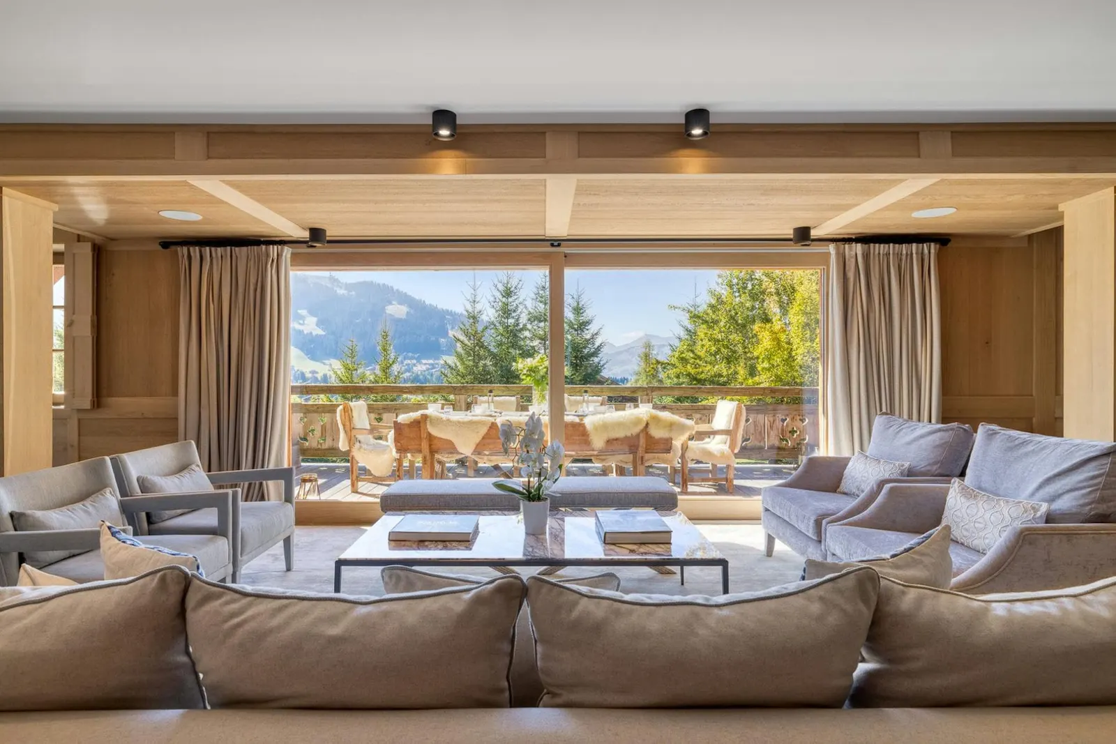 Chalet cu piscină încălzită și jacuzzi în Megève, fotografia 6