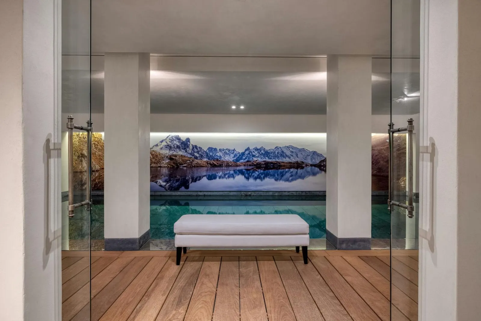 Chalet cu piscină încălzită și jacuzzi în Megève, fotografia 28